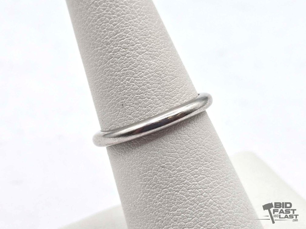 14K White Gold Band, 2.84g