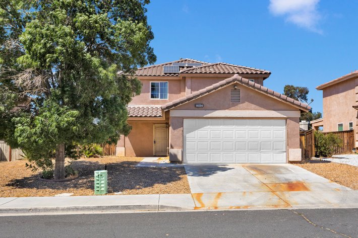 Image for Spacious 4-Bedroom Near the Park