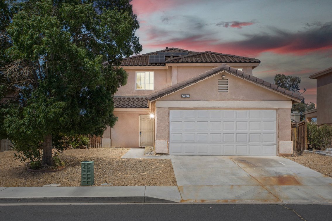 Image for Spacious 4-Bedroom Near the Park
