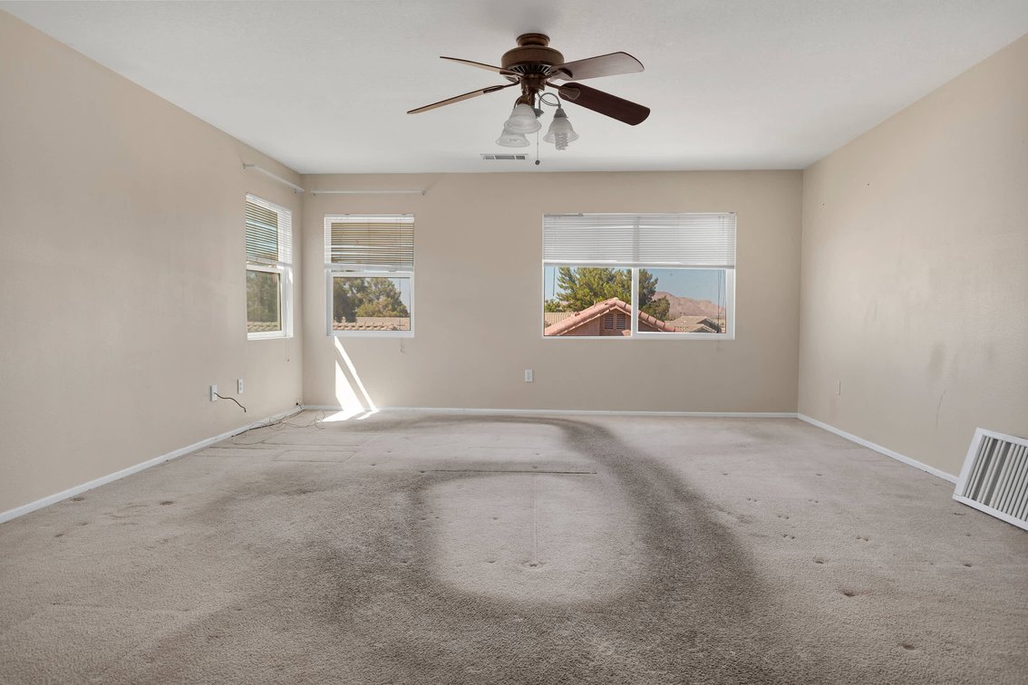 Image for Spacious 4-Bedroom Near the Park