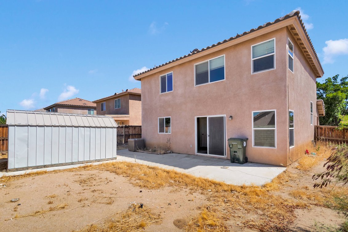 Image for Spacious 4-Bedroom Near the Park