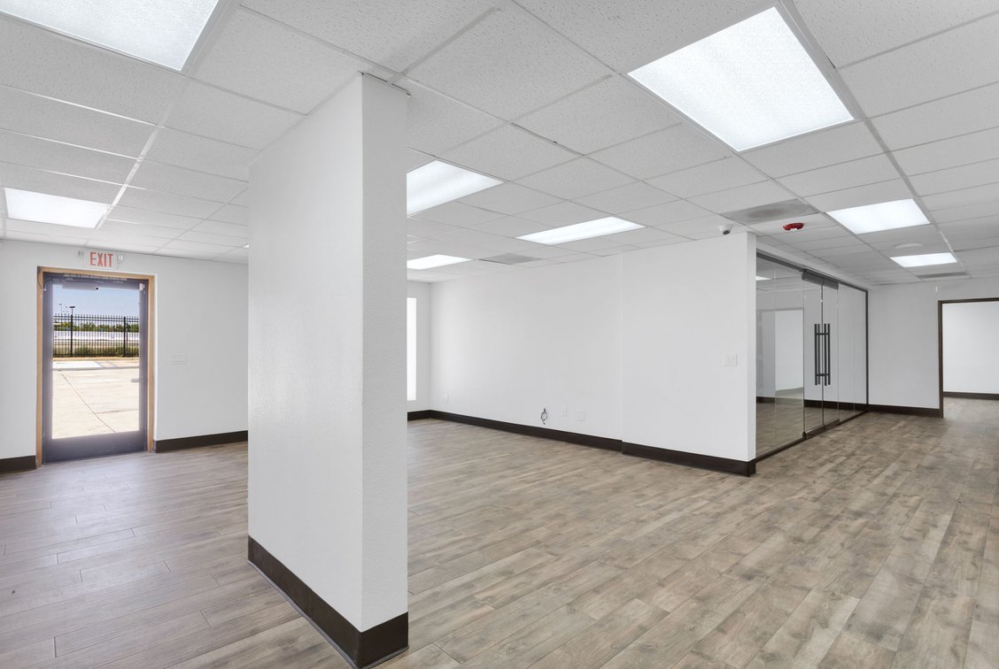 Image for Premium Commercial Space for Lease | I-15 Frontage