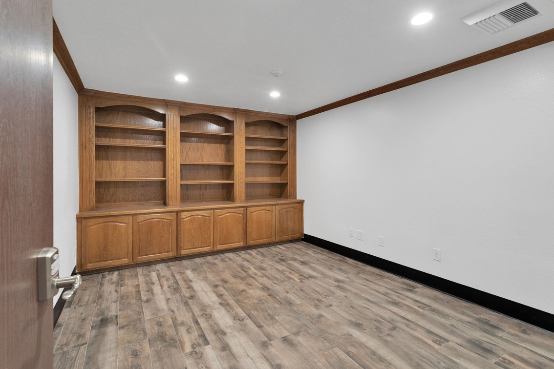 Image for Premium Commercial Space for Lease | I-15 Frontage