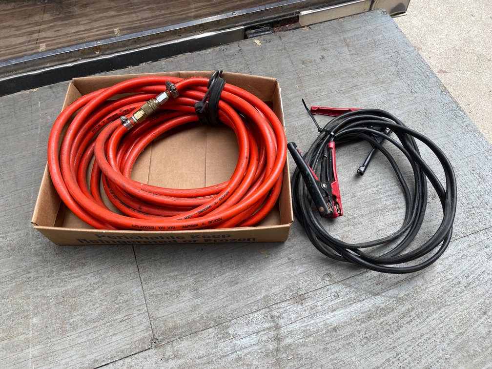 Air Hose & Jumper Cables