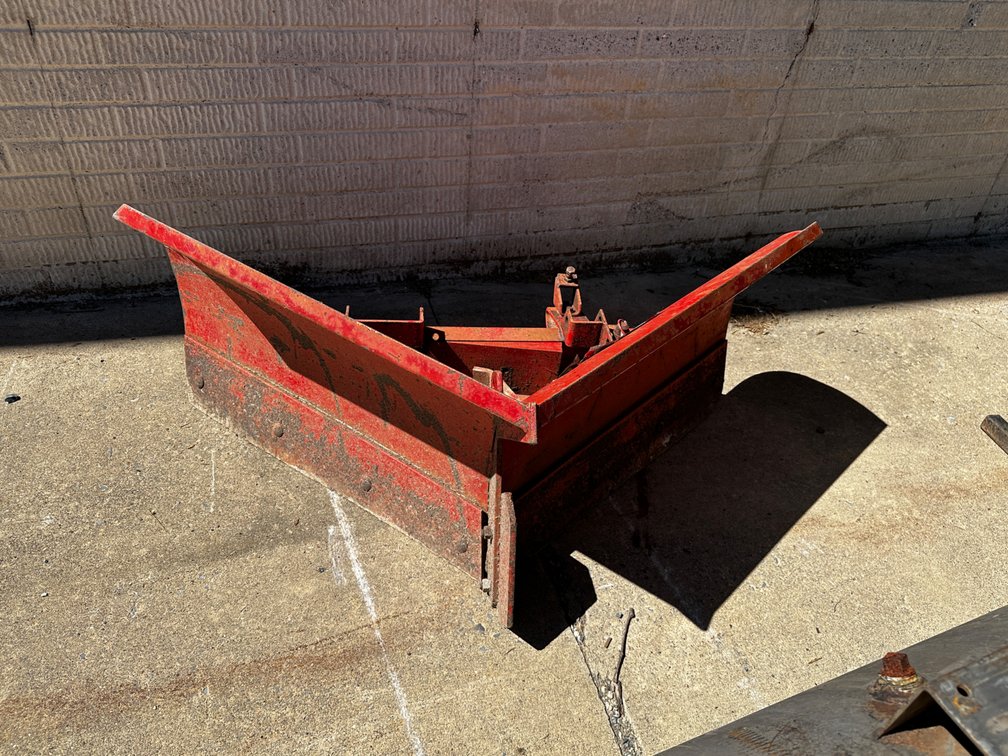4’ V Blade