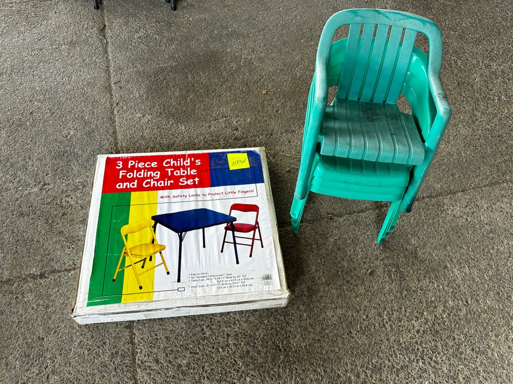 Child’s Table & Chairs
