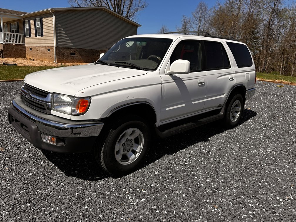 2001 Toyota 4Runner Multipurpose Vehicle (MPV)