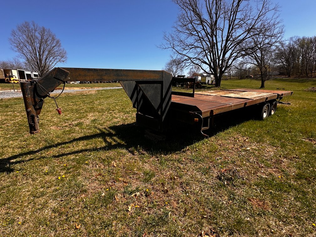 24' Flatbed Trailer