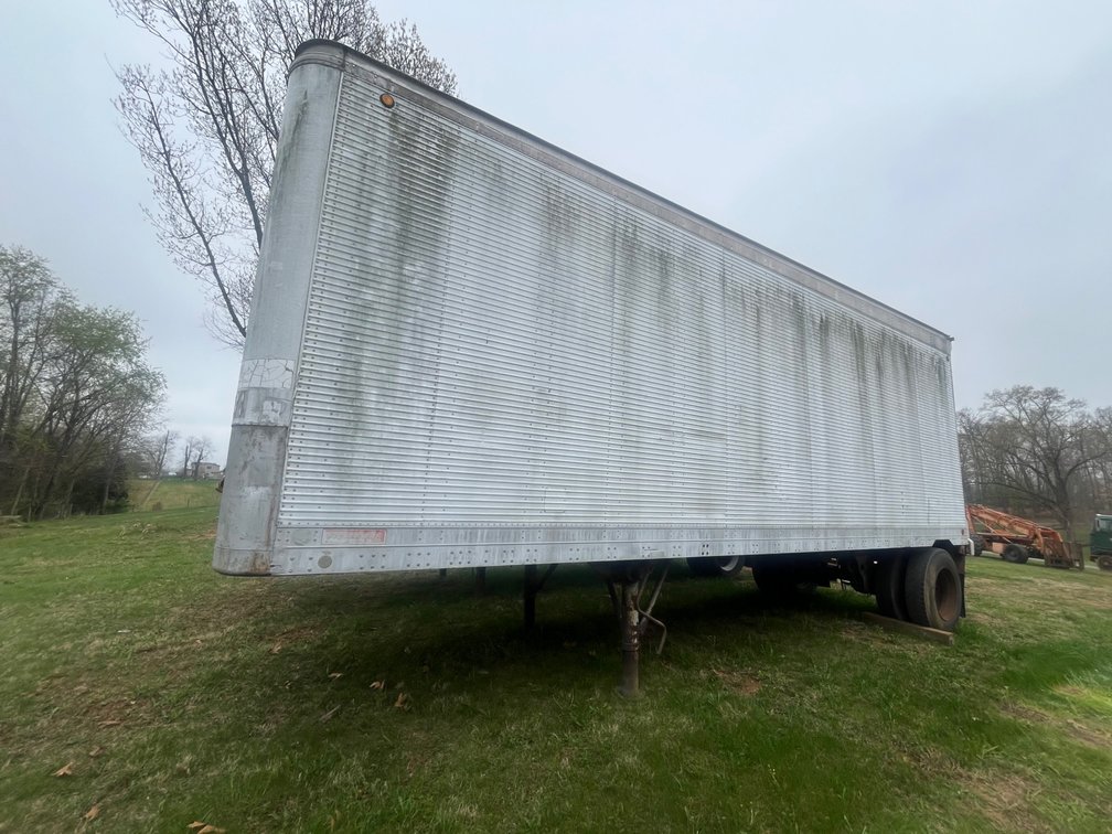 Fruehauf Pup Trailer