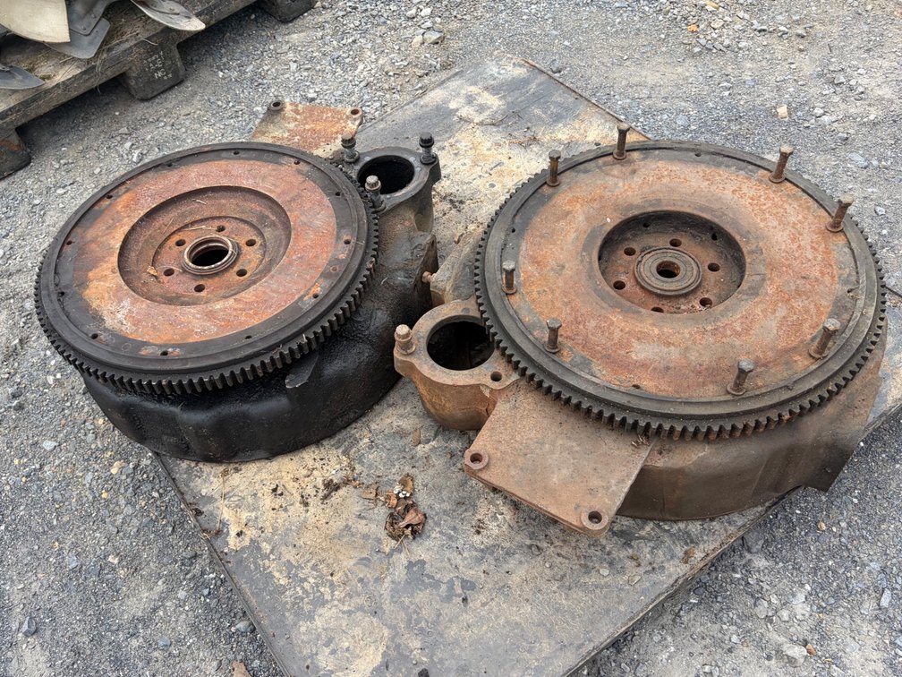 Mack Flywheel And Bellhousing