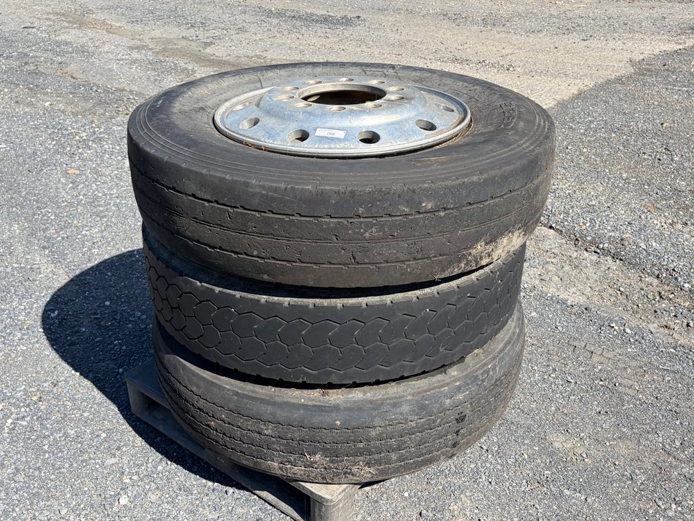 Aluminum Rims And Tires
