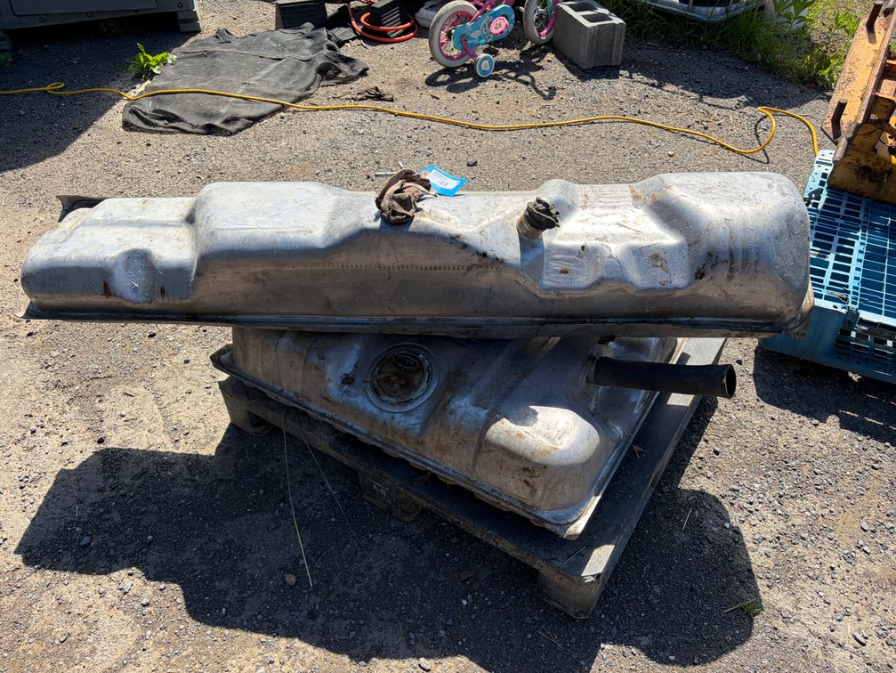 Gas Tanks