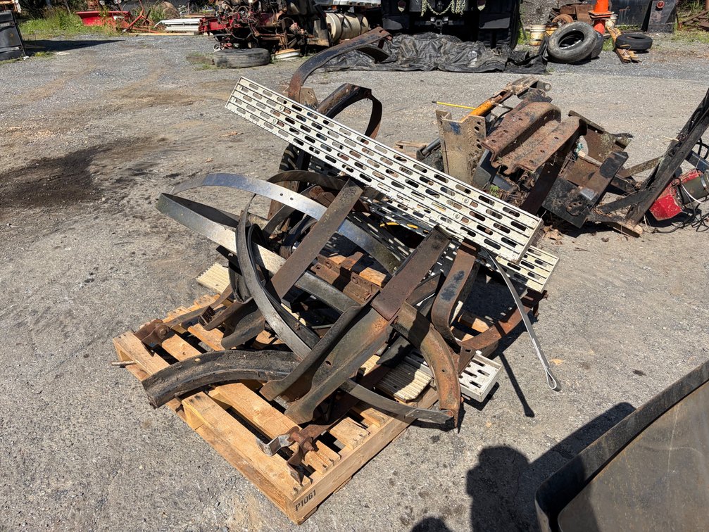 Fuel Tank Straps