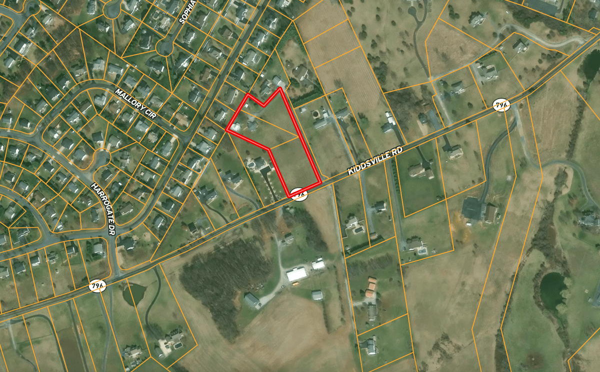 Combination of Tract 1 & Tract 2: 2BR Brick Home with 3.23+/- Acres