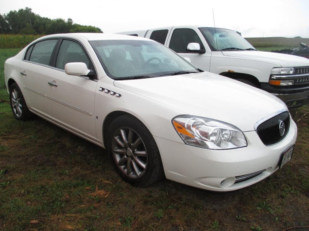 2007 Buick CXS Lucerne Passenger Car, VIN # 1G4HE57Y47U130049 - Ettrick WI