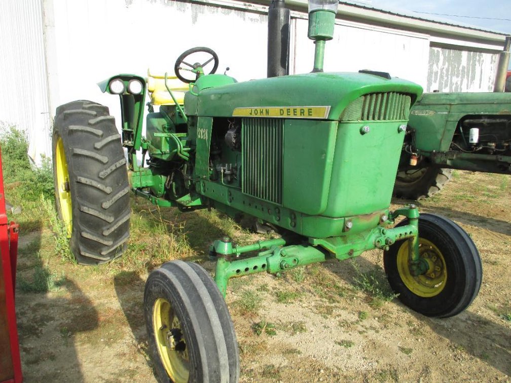 John Deere 3020 Tractor