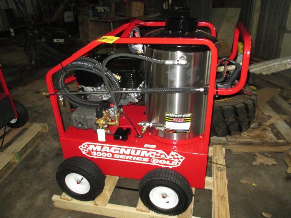 Magnum 4000 Series Gold Hot Water Pressure Washer