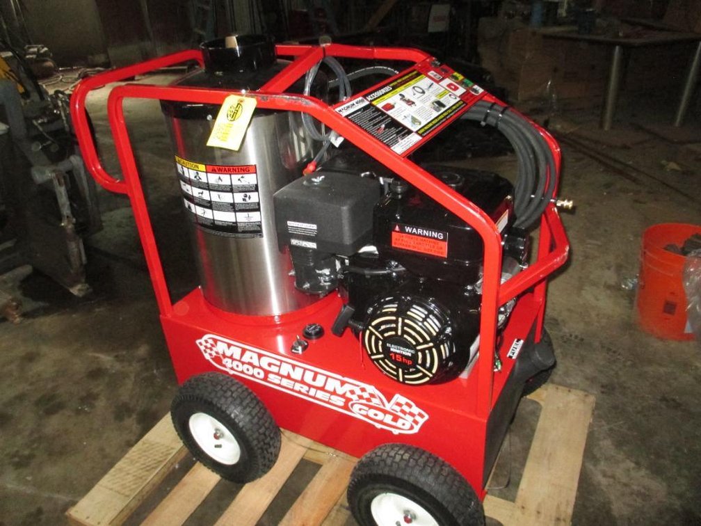 Magnum 4000 Series Gold Hot Water Pressure Washer
