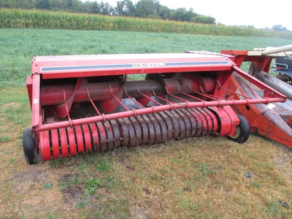 Gehl 1210 7' Forage Header - Ettrick WI
