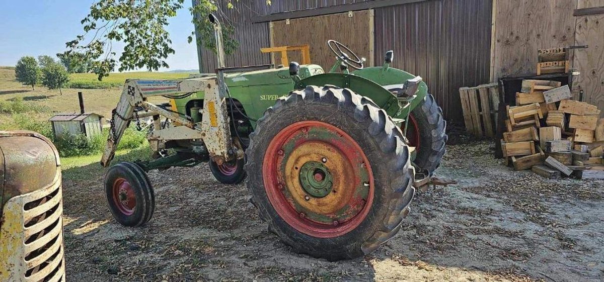 Oliver Super 88 Tractor - Ettrick, WI