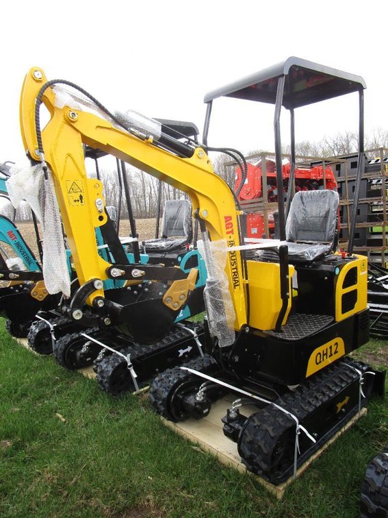 AGROTK QH12 Excavator - Yellow