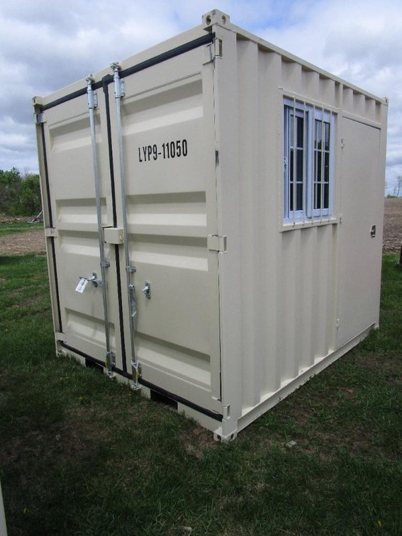 9' Container