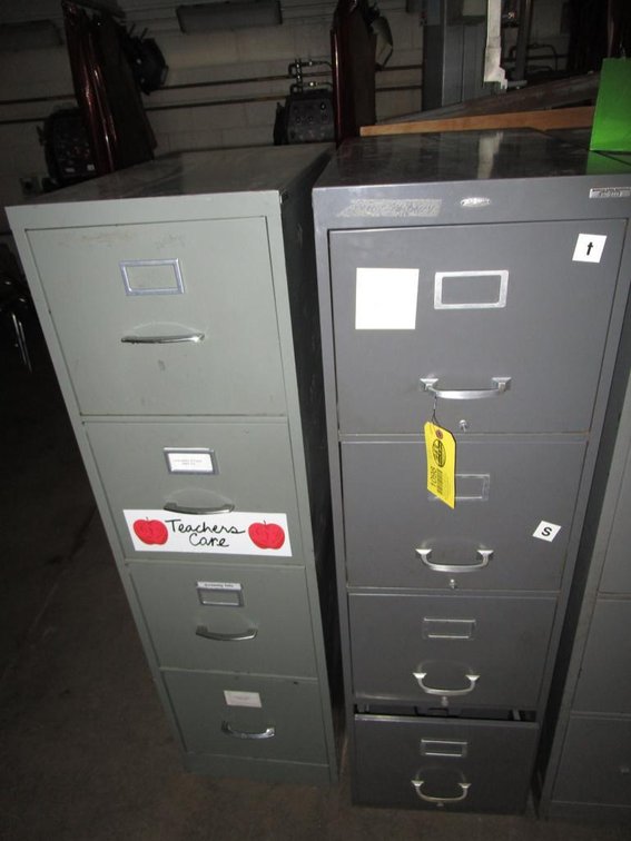(2) File Cabinets 