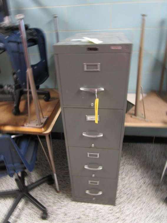 4 Drawer File Cabinet 