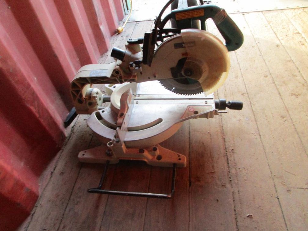 10'' Makita Compound Saw