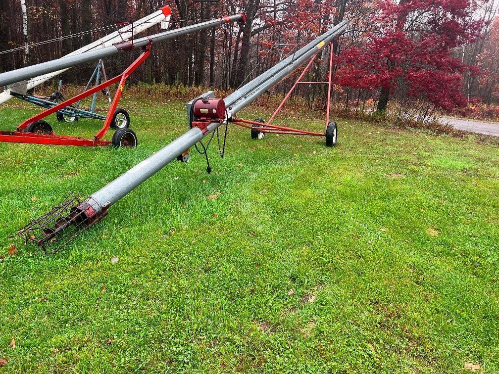 Hutchinson Mayrath 8"x50ft Electric Auger - Prairie Farm WI 