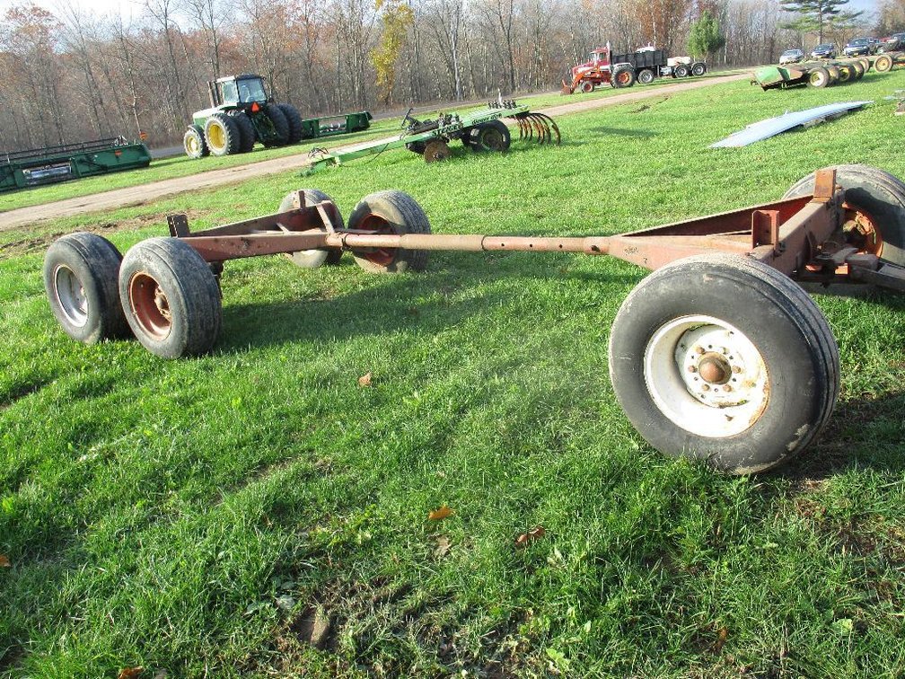 MN 12 Ton Tandem Axle Running Gear - Prairie Farm WI 