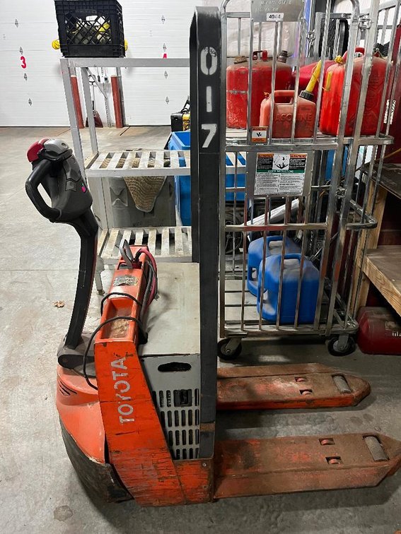 Electric Pallet Jack - Kaukauna Wi