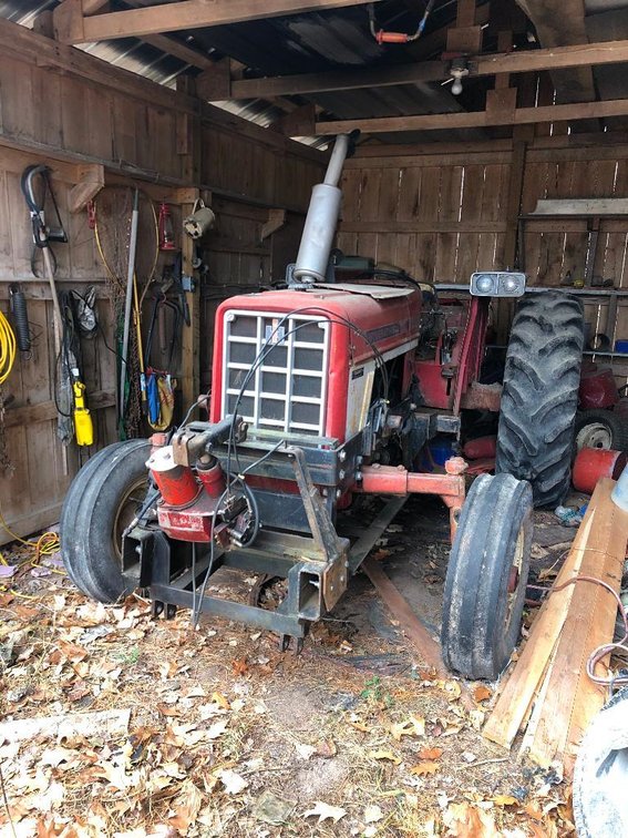 International 574 Tractor - Shell Lake, WI