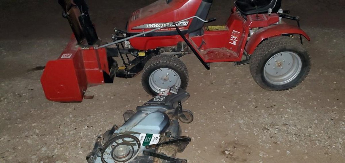 Honda RT 5000 4 Wheel Steering & 4WD Garden Tractor - Hortonville, WI