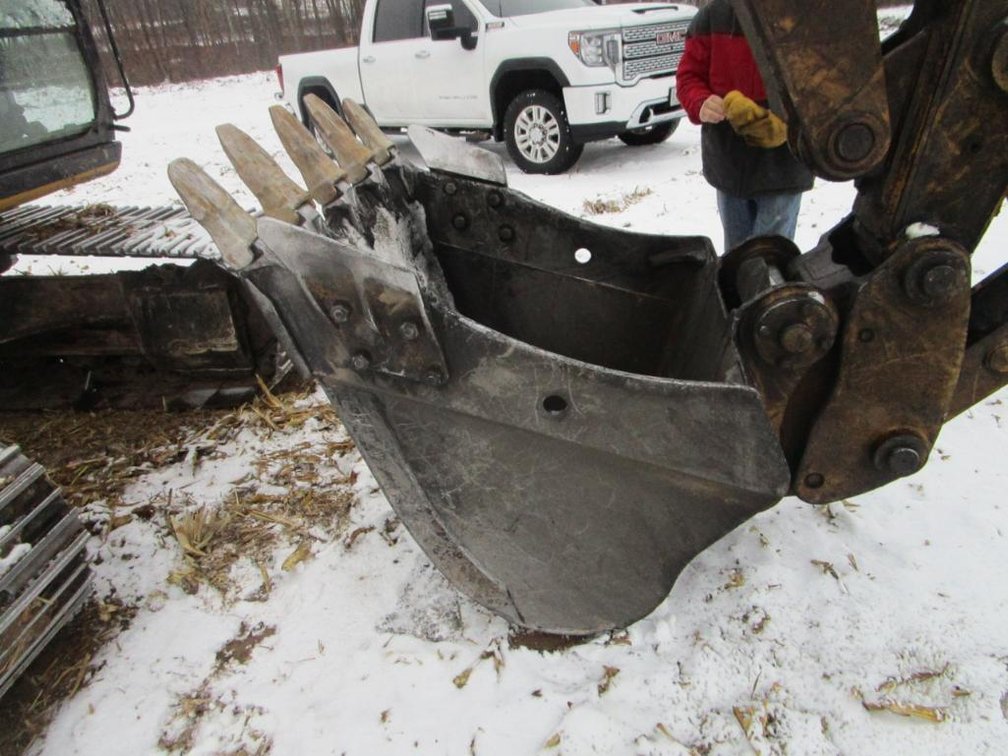 Cat 42" Excavator Bucket - Stone Lake Wi