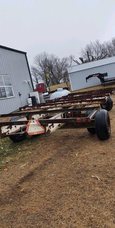 Bale Wagon - Independence WI