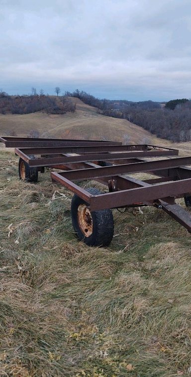 Bale Wagon - Independence WI