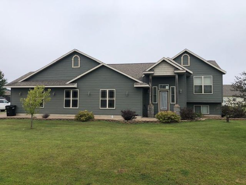 Image for 5 BED 3BA Home on Lot - Chippewa Falls, WI