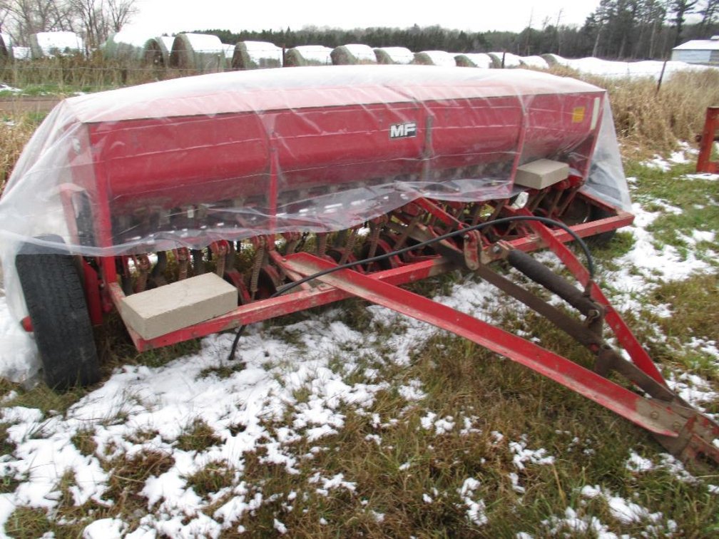 Massey Ferguson 10' Grain Drill