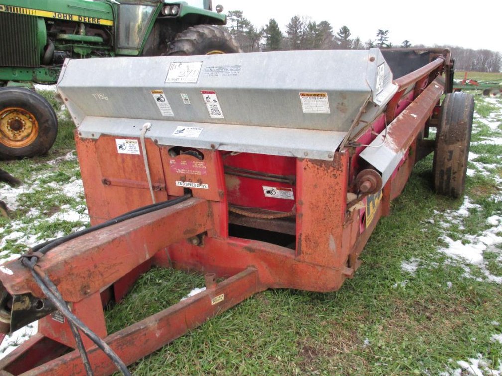 H&S 270 Manure Spreader 