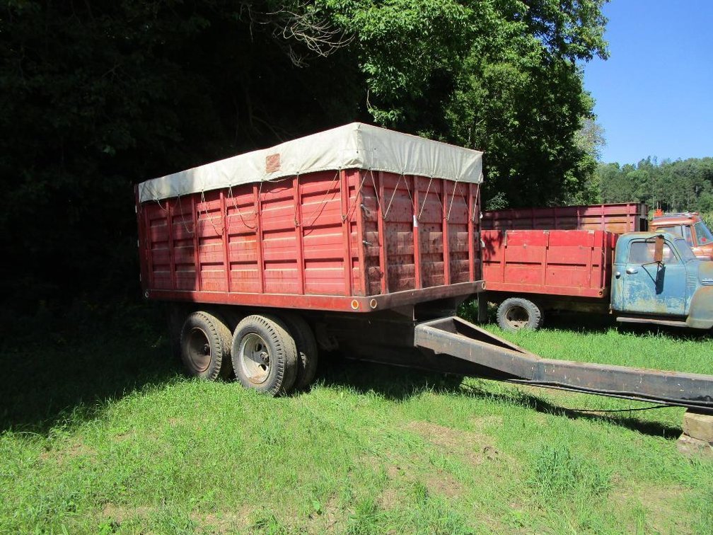 Grain Pup Trailer 