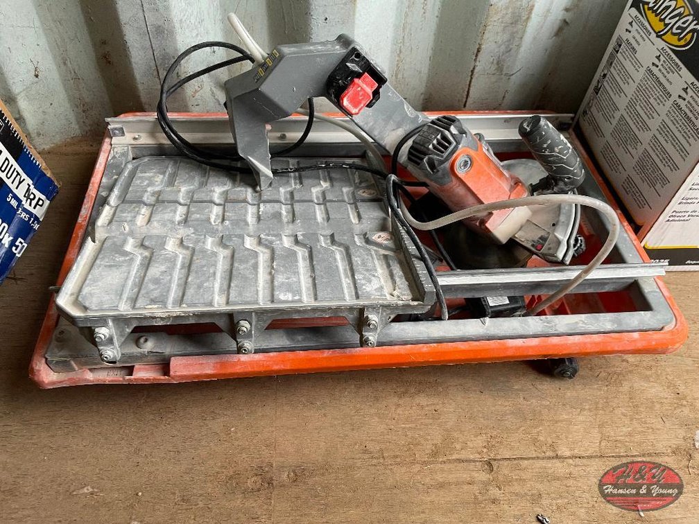 RIDGID Wet Tile Saw