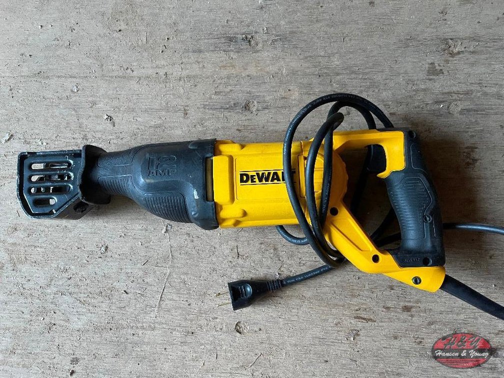DeWalt Reciprocating Saw