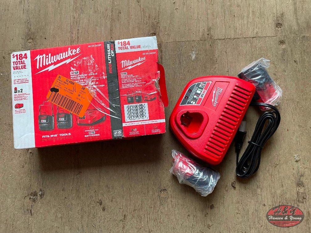 Milwaukee Redlithium CP2.0 Starter Kit - (2) Batteries & Charger