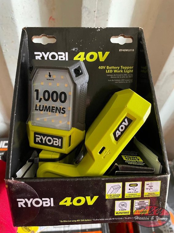 RYOBI 40V Battery Topper LED Work Light