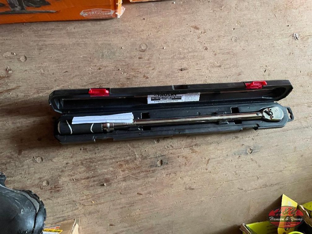 Husky Micrometer Adjustable Torque Wrench
