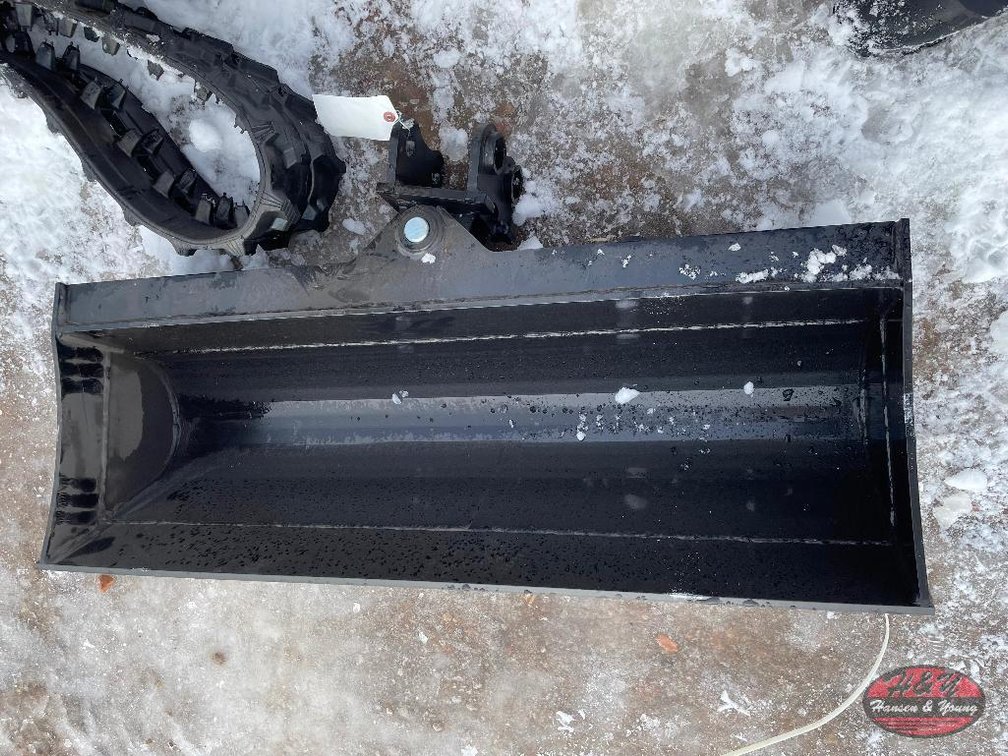 40'' Tilting Excavator Bucket - Fits 1-3 Ton Excavator, Pin Dia. 1''