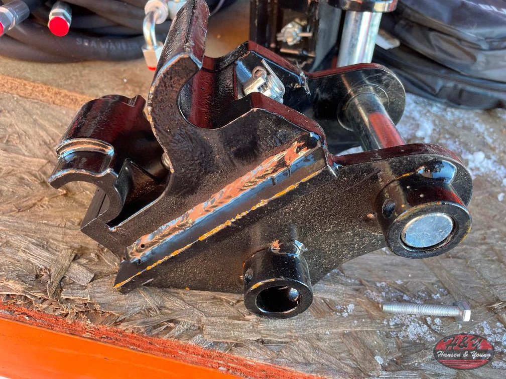 Quick Coupler - To Fit 1-2 Ton Excavator - Pin Hole 1''