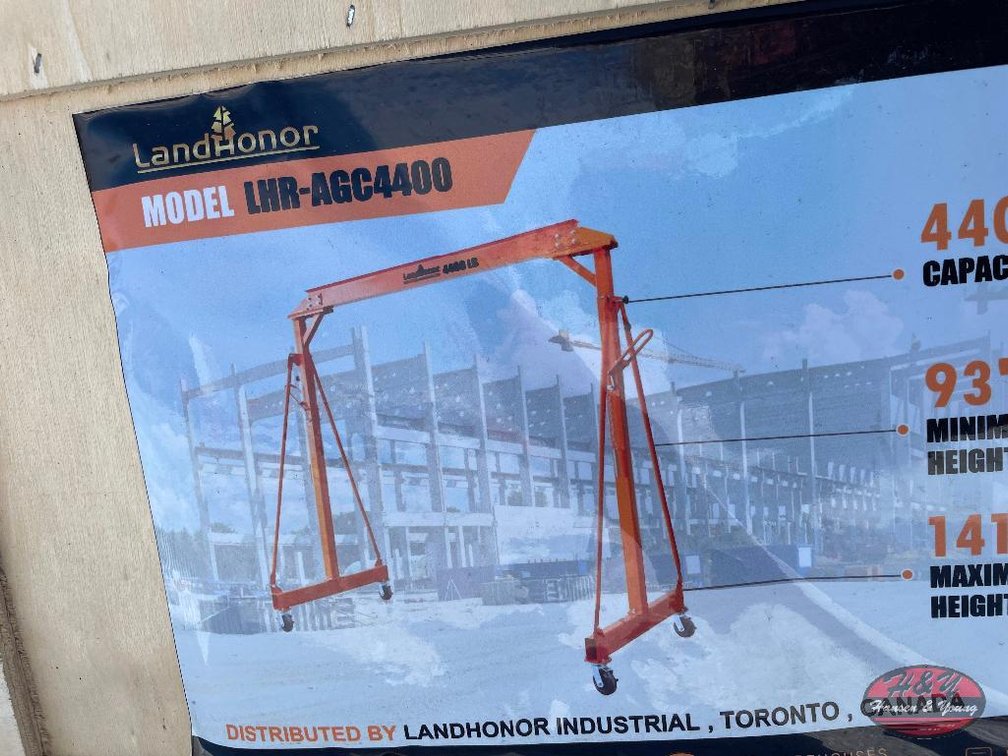 4400lbs Adjustable Height All Steel Gantry Crane