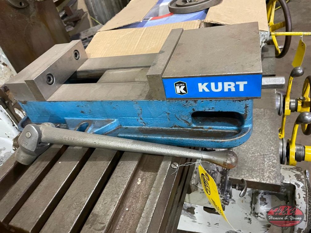 Kurt 8" Machine Vice